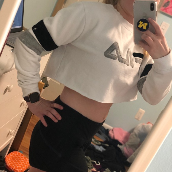 Cropped Fila Sweatshirt - Picture 3 of 5